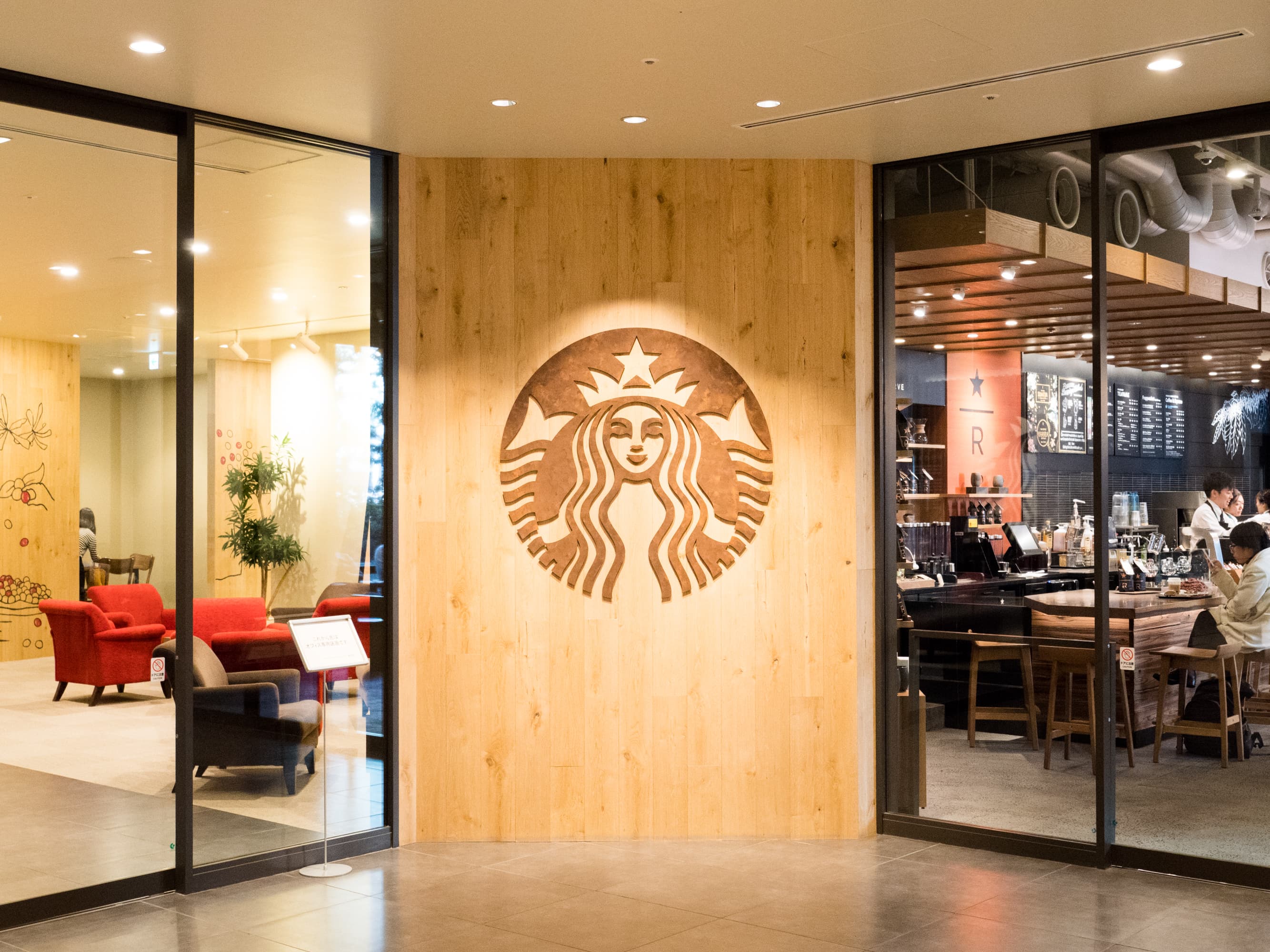 ここで働きたい、やめたくないと感じる、会社と境目のない関係。｜REWORK｜新しい働き方 / 営み方を実践するメディア